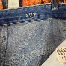 Load image into Gallery viewer, G-Star Raw GS01 Twisted Jeans Size 29"