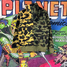 Load image into Gallery viewer, NWT Bape 1st Camo Separate Hoodie Size Small