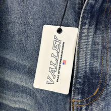 Load image into Gallery viewer, NWT Vale Forever Sirens Jeans Size 32”