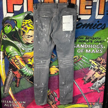 Load image into Gallery viewer, Purple Distressed Skinny Jeans Grey Size 33”