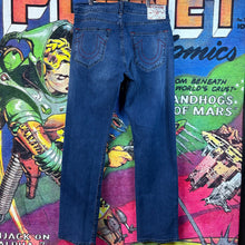 Load image into Gallery viewer, True Religion Ricky Straight Jeans Size 36"