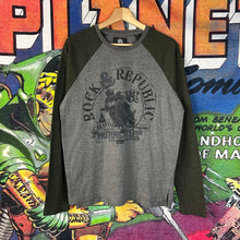 Load image into Gallery viewer, Rock & Republic Raglan Tee Size Medium