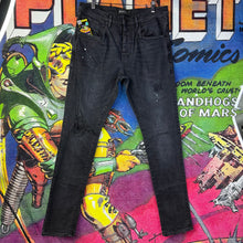 Load image into Gallery viewer, Purple Brand Knee Ripped Jeans Size 32”
