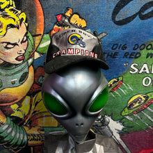 Load image into Gallery viewer, Brand New Y2K 2000 St.Louis Rams SuperBowl XXXIV Champions NFL Hat Size OS