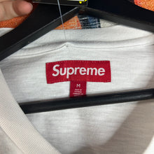 Load image into Gallery viewer, Supreme Embroidered Pocket Tee Size Medium