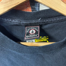 Load image into Gallery viewer, Y2K AC/DC ‘Who Made Who’ Tee Size Medium