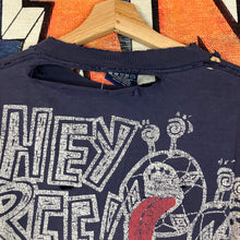 Load image into Gallery viewer, Vintage 90s Umbro Thrashed Graphic Tee