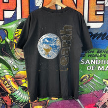 Load image into Gallery viewer, Vintage 90s Earth Tee Size Large