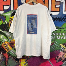 Load image into Gallery viewer, Y2K 2005 World Series Chicago White Sox vs. Houston Astros Tee Size 2XL