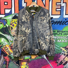 Load image into Gallery viewer, Y2K Jerzees Mossy Oak Camo Bomber Jacket Size Large