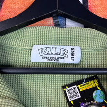 Load image into Gallery viewer, Vale Sports Division Thermal Polo Size Small