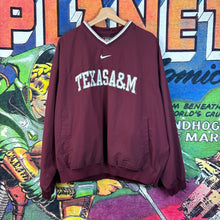 Load image into Gallery viewer, Y2K Nike Texas A&M Aggies Pullover Windbreaker Jacket Size Large
