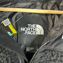 Load image into Gallery viewer, The North Face Sherpa Puffer Coat Size Small