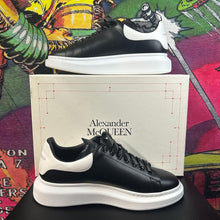Load image into Gallery viewer, Alexander McQueen Oversized Sneakers Black White Size 44.5 / 11.5