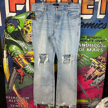 Load image into Gallery viewer, Purple B026 Bootcut Jeans Size 36”
