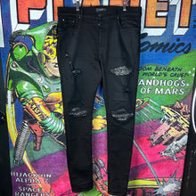 Load image into Gallery viewer, Amiri MX1 Bandana Jeans Black Size 38”