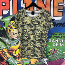 Load image into Gallery viewer, Roen Gold Label Camouflage Tee Size Small