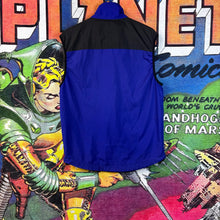 Load image into Gallery viewer, The North Face Blue And Black Vest
Size Small