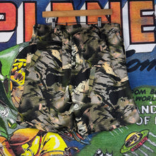 Load image into Gallery viewer, Heron Preston Camo Shorts Size XL