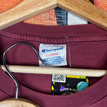 Load image into Gallery viewer, Vintage Y2K 00’s Harvard University Logo T Shirt