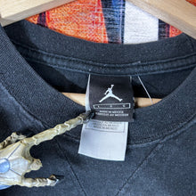 Load image into Gallery viewer, Y2K 00s Jordan Flight Big Logo Graphic Tee Yellow Size L