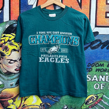 Load image into Gallery viewer, Y2K Philadelphia Eagles Tee Size Youth Medium