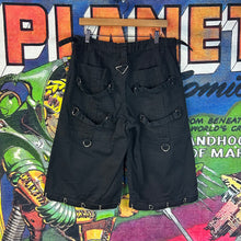 Load image into Gallery viewer, Tripp NYC Piercing Cargo Shorts Size Medium