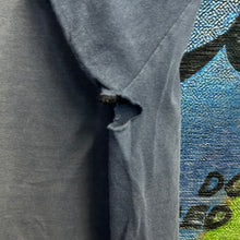 Load image into Gallery viewer, Vintage 90’s Wolves Tee Size XL