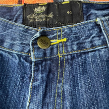 Load image into Gallery viewer, Y2K Akademiks Jeans Size 36"