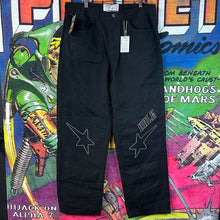 Load image into Gallery viewer, NWT Vale Lives Baggy Star Cargo Pants Black Size 36”