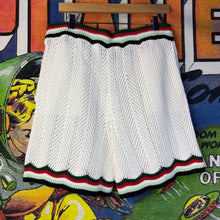 Load image into Gallery viewer, NWT Casablanca Chevron Cotton Crotch Shorts Size Large