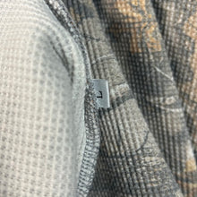 Load image into Gallery viewer, GV Gallery Raspberry Hills Realtree Camo Thermal Size Large