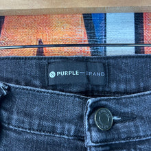 Load image into Gallery viewer, Purple Brand Distressed Skinny Jeans Black Size 33”