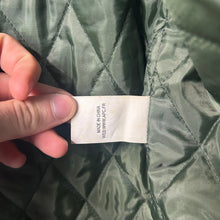 Load image into Gallery viewer, A.P.C Quilted Jacket Size Small