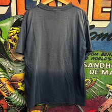 Load image into Gallery viewer, Vintage 90’s Wolves Tee Size XL