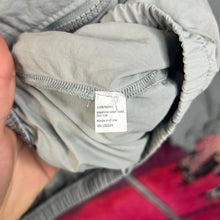 Load image into Gallery viewer, YZY Grey Windbreaker Size 3 / Large