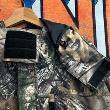 Load image into Gallery viewer, Carhartt Real Tree Camo Jacket Size 2XL