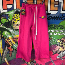 Load image into Gallery viewer, Hidden Season Bead Sweatpants Pink Size Small