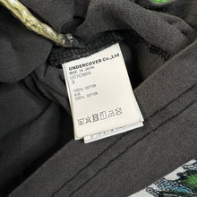Load image into Gallery viewer, Undercover Star Wars graphic Tee Size 3/L