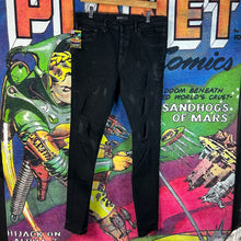 Load image into Gallery viewer, Purple P001 Black Ripped Jeans Size 34”