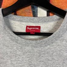 Load image into Gallery viewer, Supreme Plaid Appliqué Short-Sleeve Tee Size Large