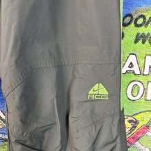 Load image into Gallery viewer, Nike ACG Fleece-Lined Pants Size Small