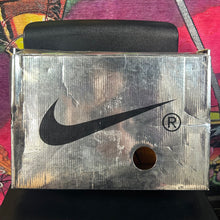 Load image into Gallery viewer, Nike OFF-WHITE Rubber Dunks Green Strike Size 9