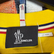 Load image into Gallery viewer, Moncler Grenoble Tee Size Medium