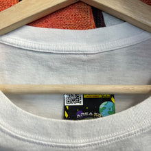 Load image into Gallery viewer, Y2K Betty Boop Tee Size Medium