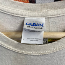 Load image into Gallery viewer, Y2K Sheltie Embroidered Tee Size Large