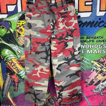Load image into Gallery viewer, Supreme SS26 Red Camo Cargo Pants Size 32

