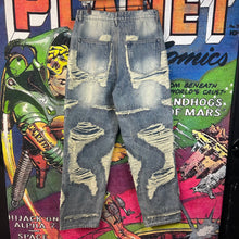Load image into Gallery viewer, Vale Distressed Denim Size 32”
