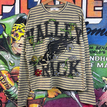 Load image into Gallery viewer, Vale Forever Jade Garden Long Sleeve Size Medium
