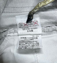 Load image into Gallery viewer, 5351 Japan White Bootcut Denim Y2K Pants Size 28/30
